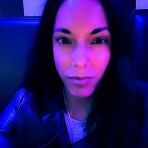 IvonneFisher-b8's avatar